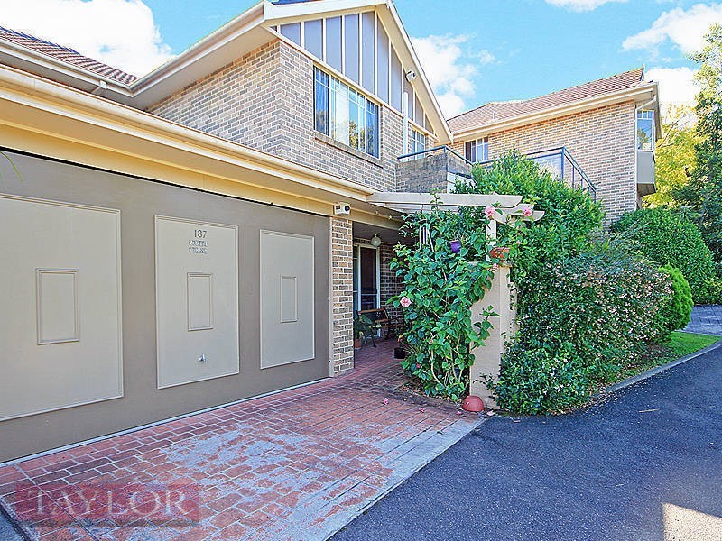 137/40 Strathalbyn Drive, Oatlands NSW 2117