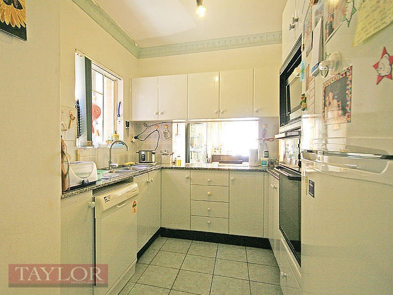 137/40 Strathalbyn Drive, Oatlands NSW 2117