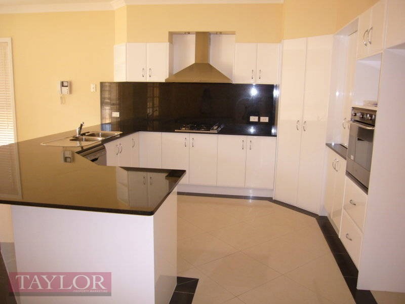 73 Perfection Avenue, Stanhope Gardens NSW 2768