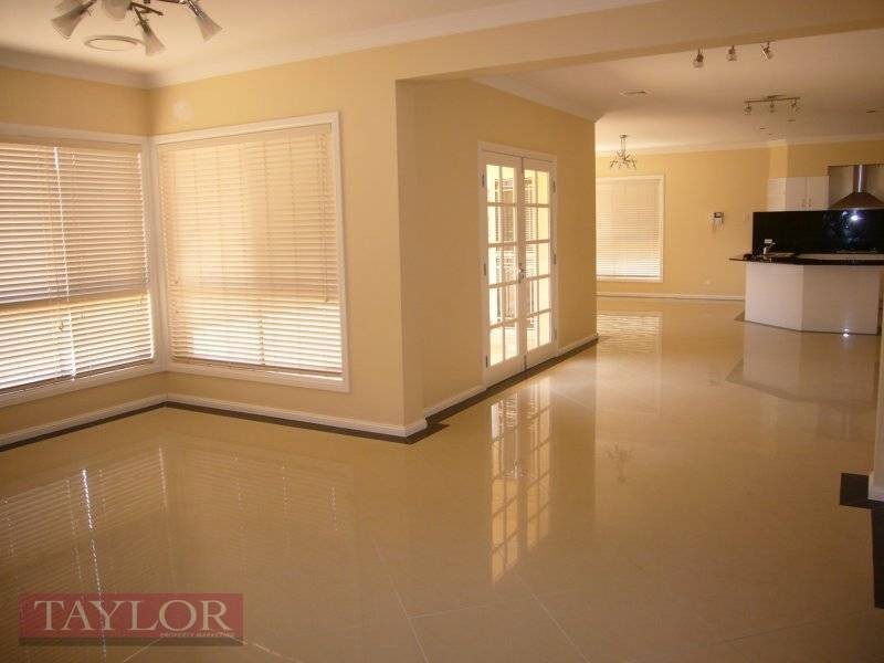 73 Perfection Avenue, Stanhope Gardens NSW 2768