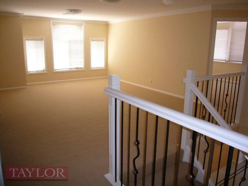 73 Perfection Avenue, Stanhope Gardens NSW 2768