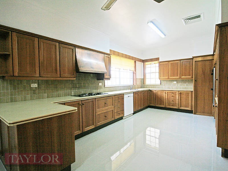 146 Bettington Road, Oatlands NSW 2117