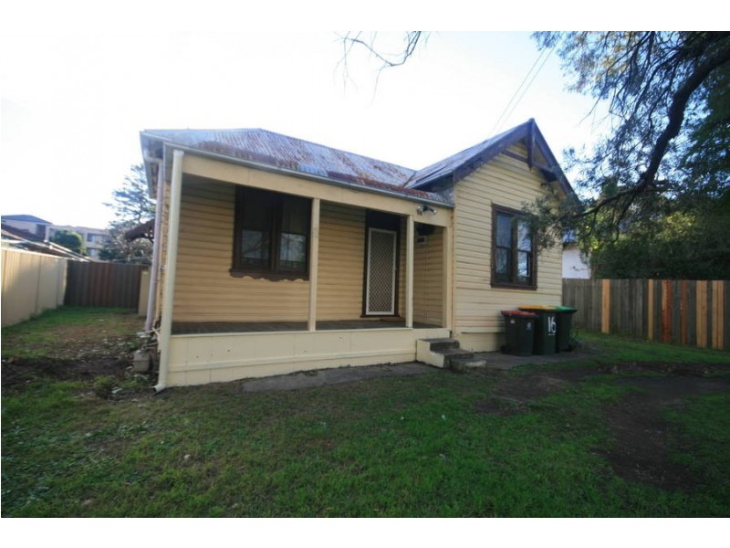 16 Murray Street, Northmead NSW 2152