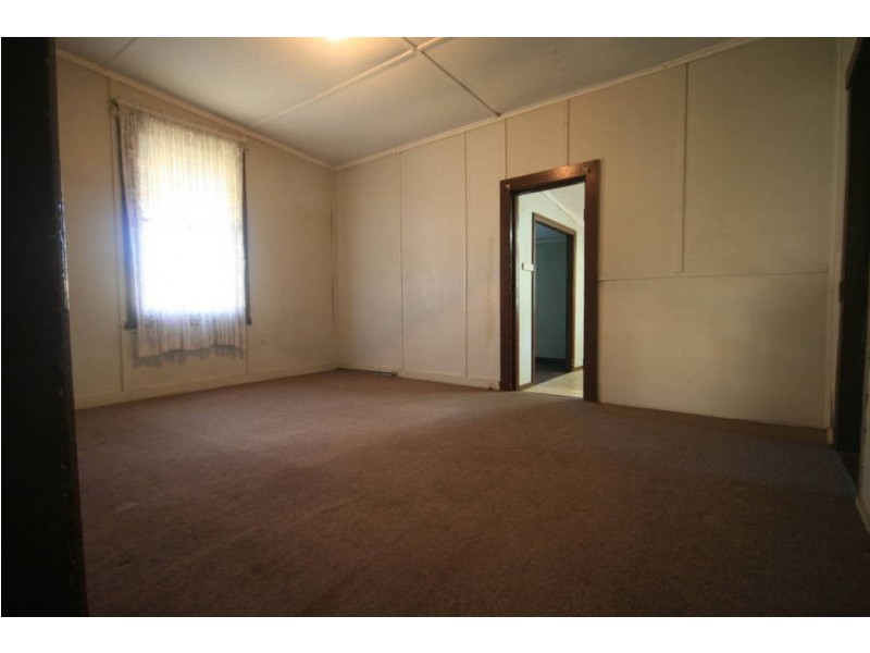 16 Murray Street, Northmead NSW 2152