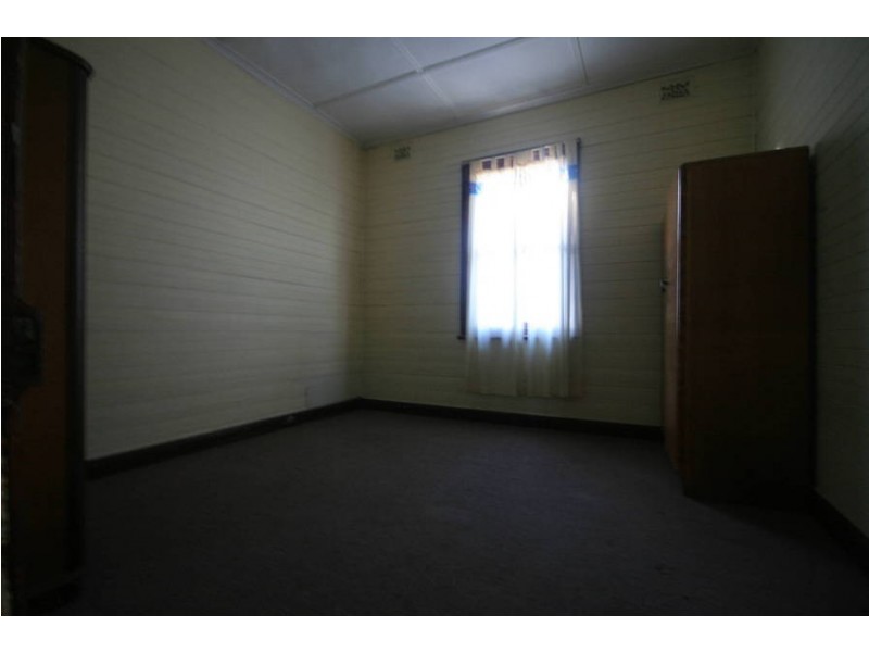 16 Murray Street, Northmead NSW 2152