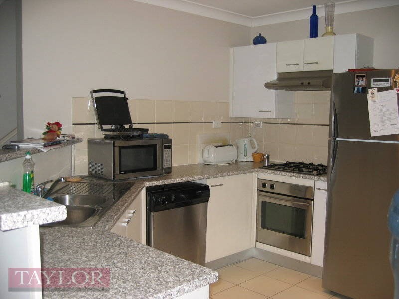 7 Governors Way, Oatlands NSW 2117