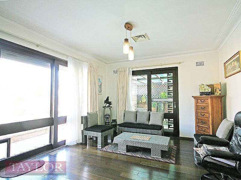 7 Ellis Street, Oatlands NSW 2117