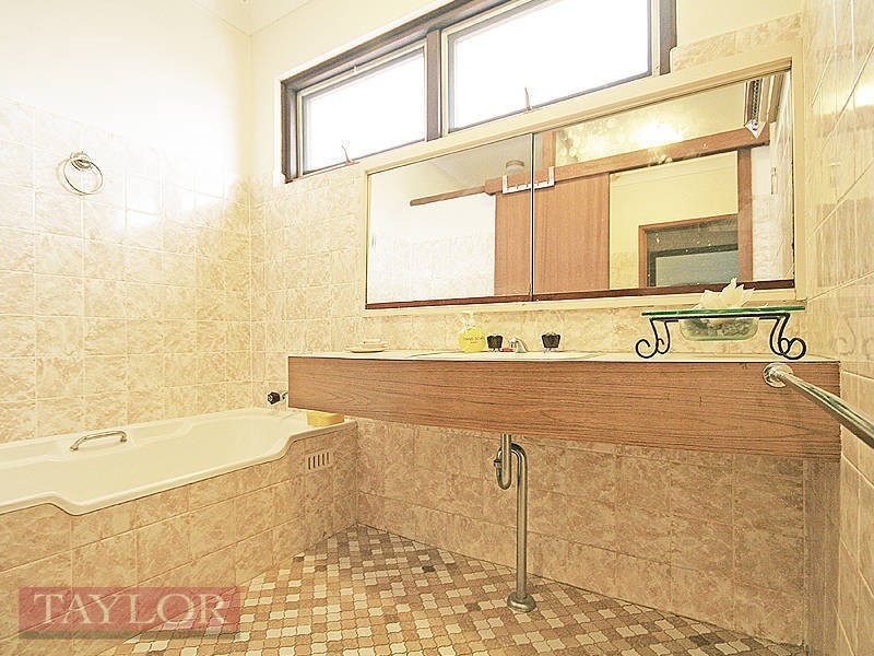 7 Ellis Street, Oatlands NSW 2117