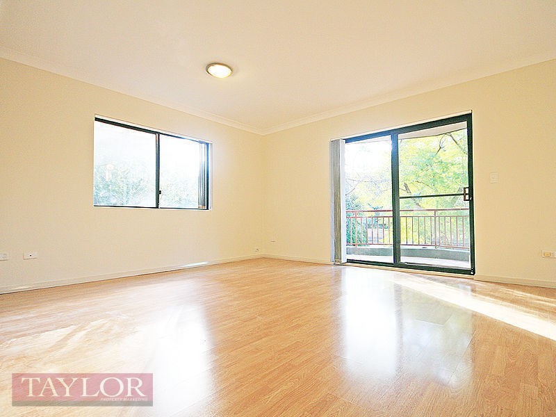 1/27  Early Street, Parramatta NSW 2150