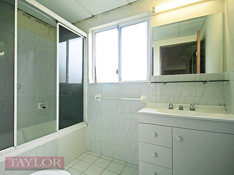 1/15 Pye Street, Westmead NSW 2145