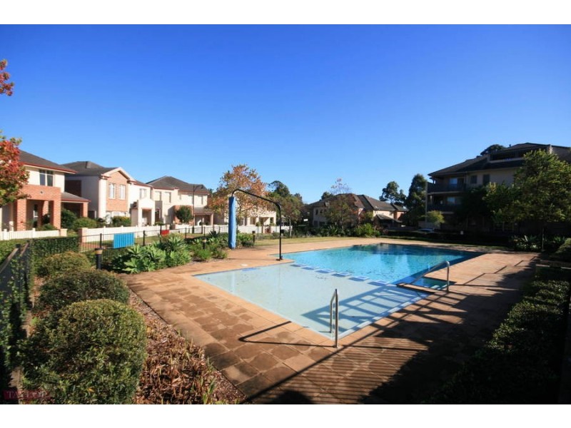 1/15 Governors Way, Oatlands NSW 2117