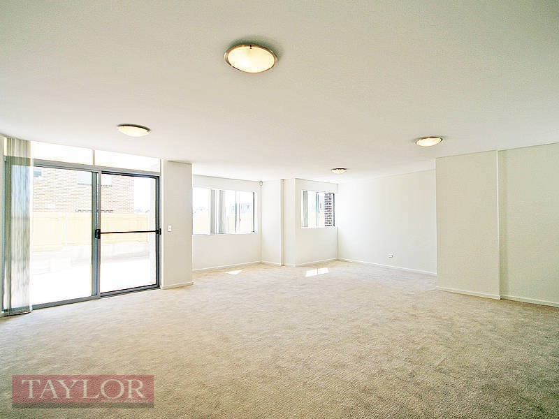 23-35 Crane Road, Castle Hill NSW 2154