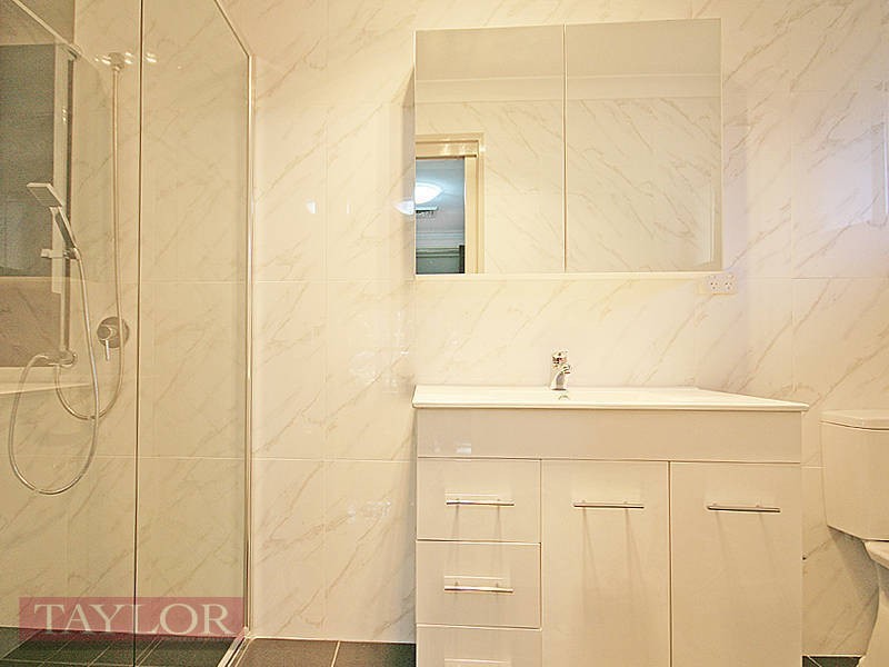 18 Blackwood Place, Oatlands NSW 2117