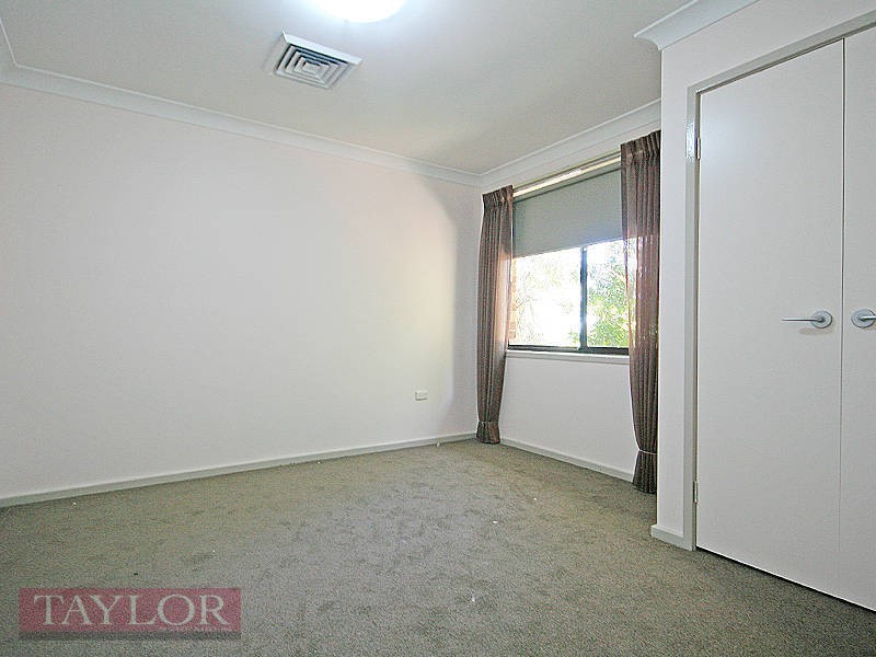 18 Blackwood Place, Oatlands NSW 2117