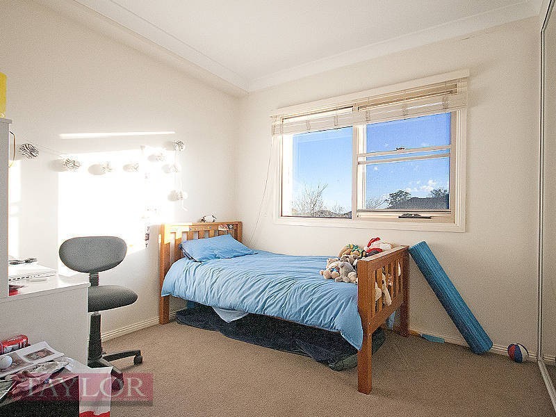 4/15 Governors Way, Oatlands NSW 2117