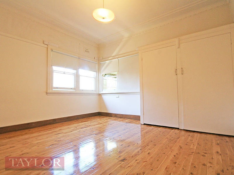 36 Belmore Street East, Oatlands NSW 2117