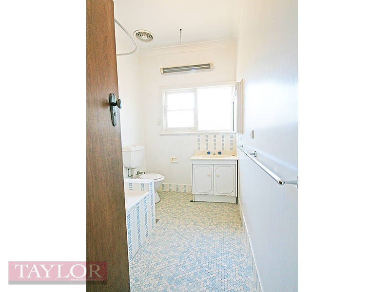 36 Belmore Street East, Oatlands NSW 2117