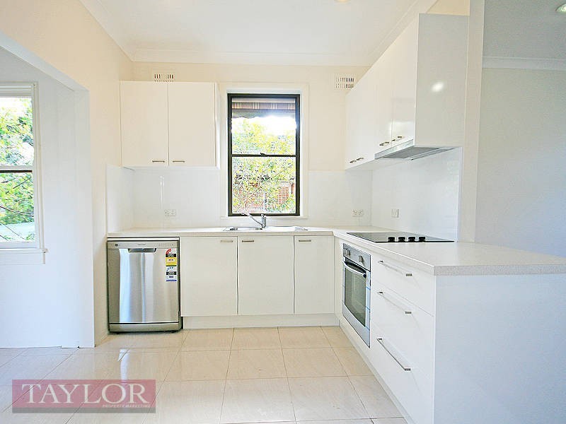 16 Gladys Crescent, Seven Hills NSW 2147