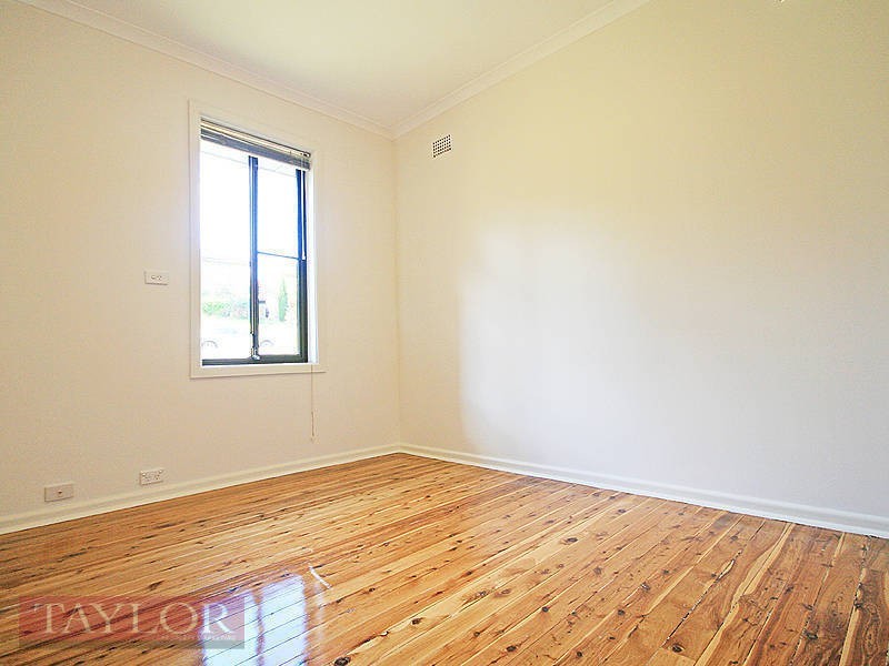 16 Gladys Crescent, Seven Hills NSW 2147