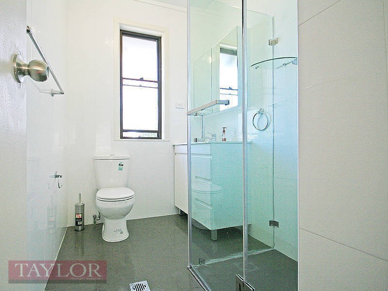 16 Gladys Crescent, Seven Hills NSW 2147