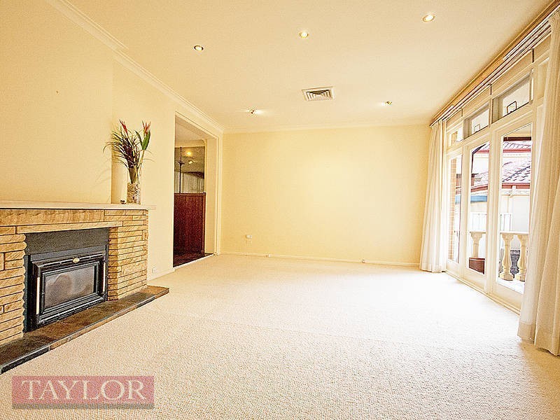 111 Bettington Road, Oatlands NSW 2117