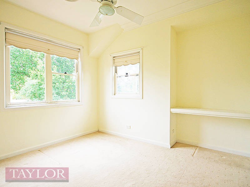 2 Lind Avenue, Oatlands NSW 2117