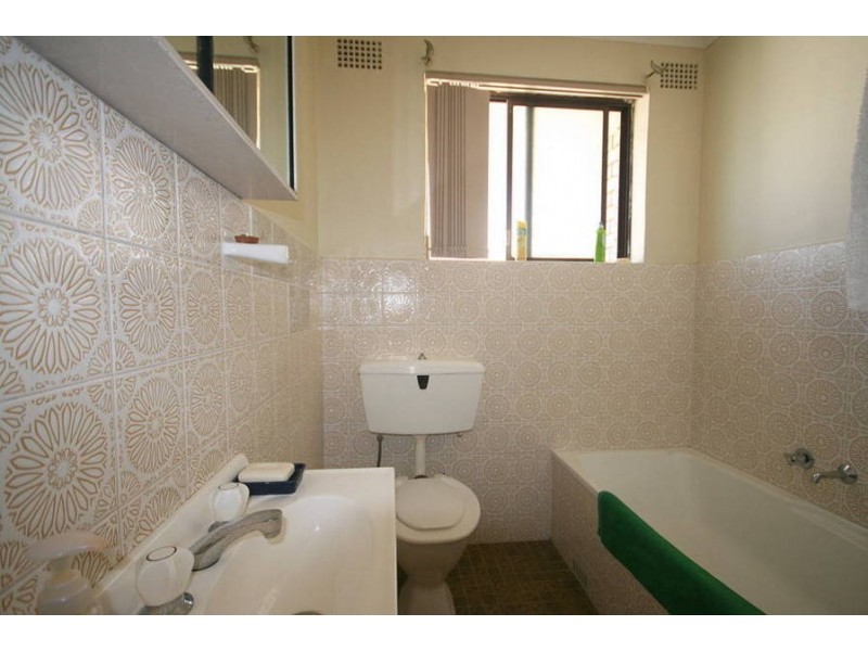 10/142-144 Railway Street, Granville NSW 2142