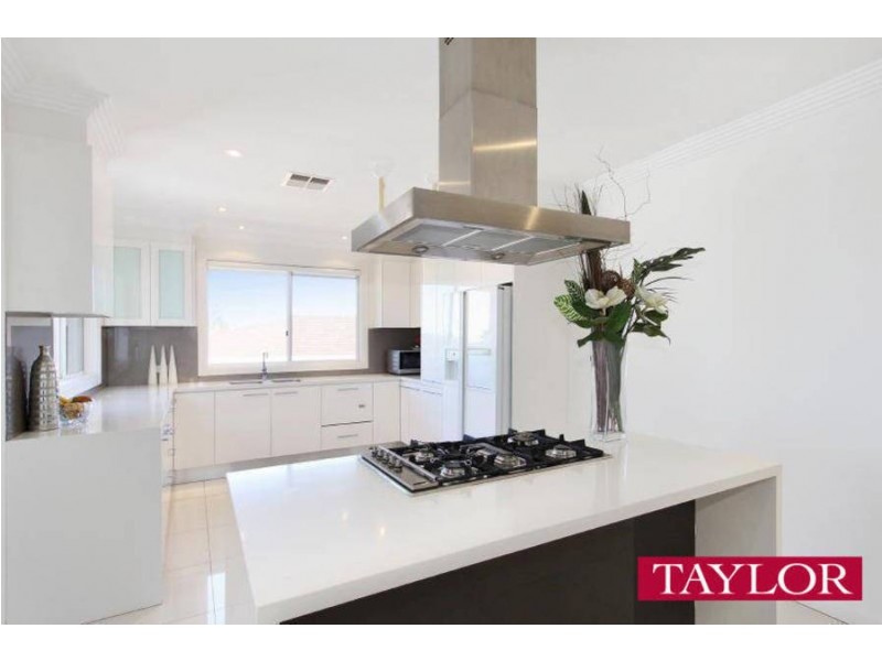 7 Regency Court, Oatlands NSW 2117