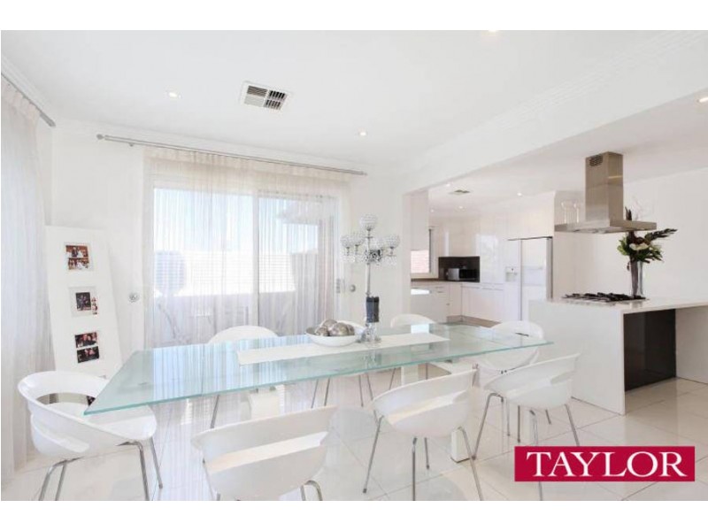 7 Regency Court, Oatlands NSW 2117