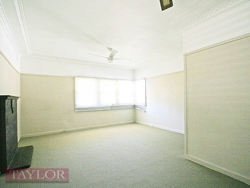 124 Walpole Street, Merrylands NSW 2160