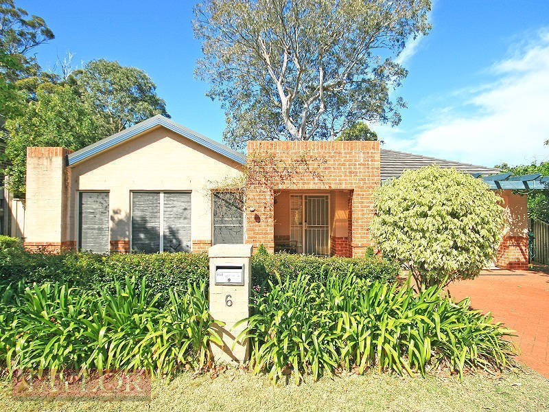 6 Hunterford Crescent, Oatlands NSW 2117