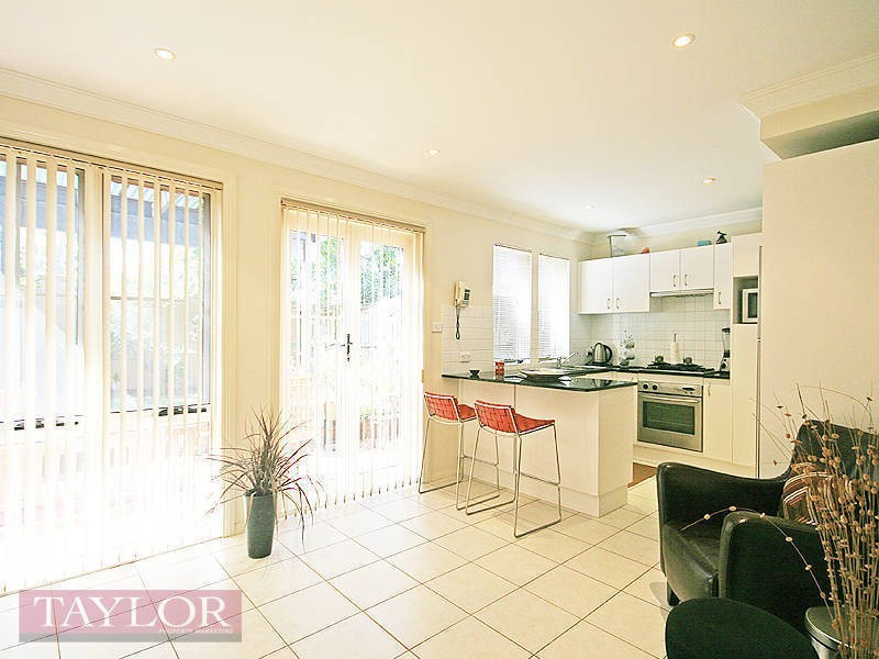 3 The Mews, Oatlands NSW 2117