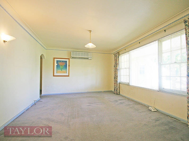 12 Stirling Avenue, North Rocks NSW 2151