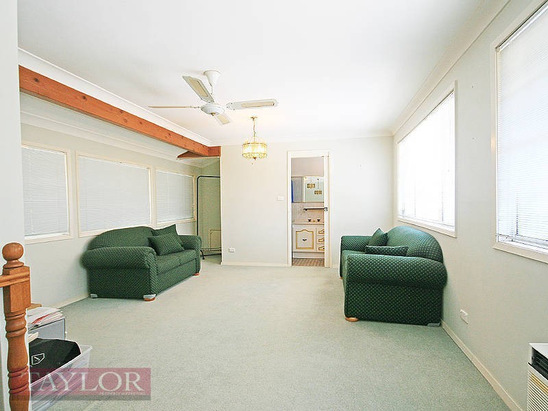 12 Stirling Avenue, North Rocks NSW 2151