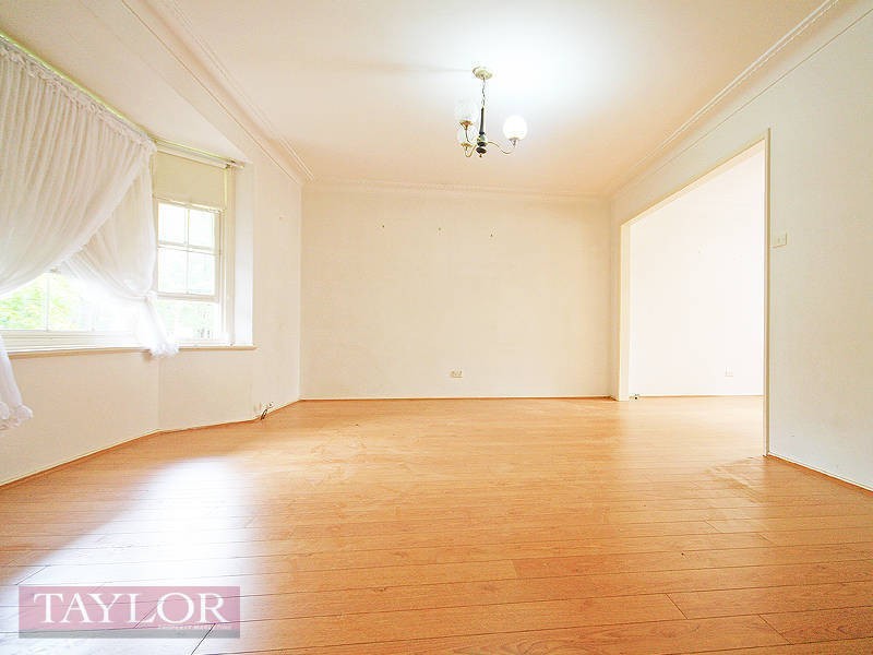 19 Gordon Avenue, Castle Hill NSW 2154