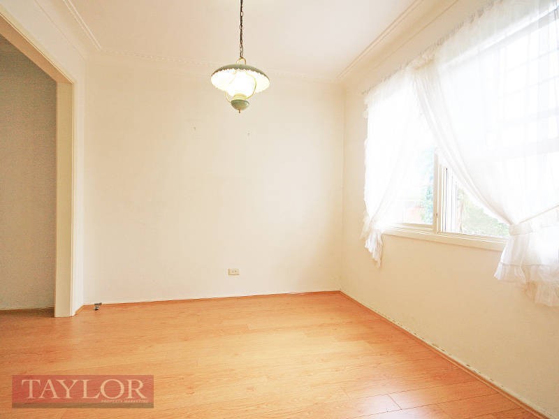 19 Gordon Avenue, Castle Hill NSW 2154