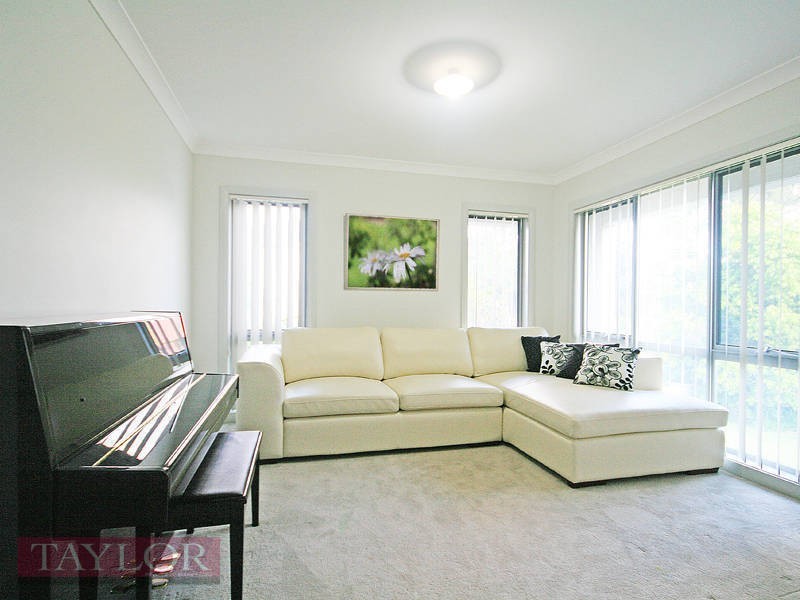 78 Stanhope Parkway, Stanhope Gardens NSW 2768