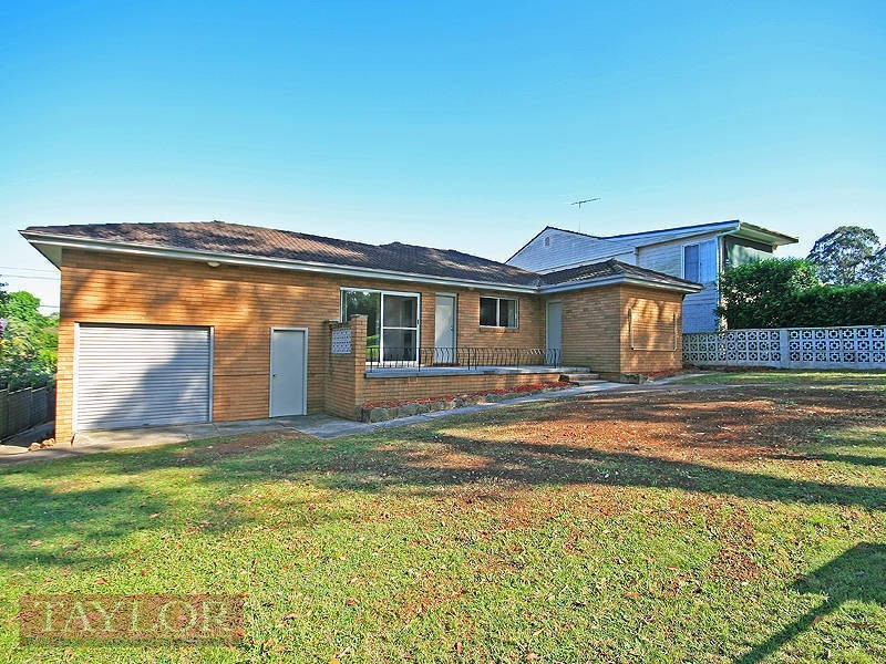 11 Niblick Crescent, Oatlands NSW 2117