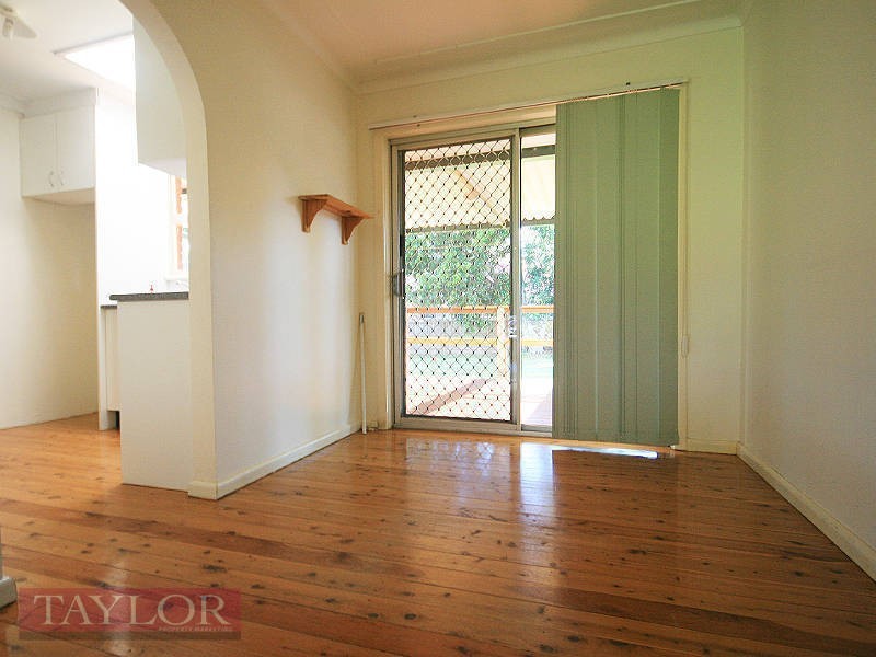 12 Brooker Avenue, Oatlands NSW 2117