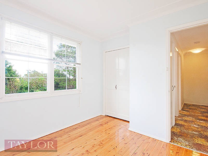 19 Gordon Avenue, Castle Hill NSW 2154