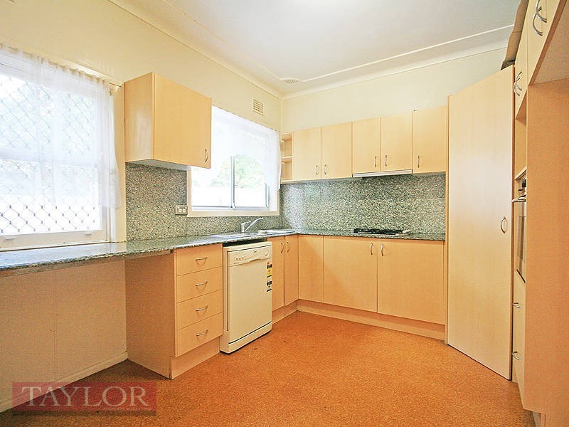 21 St Aidans Avenue, Oatlands NSW 2117