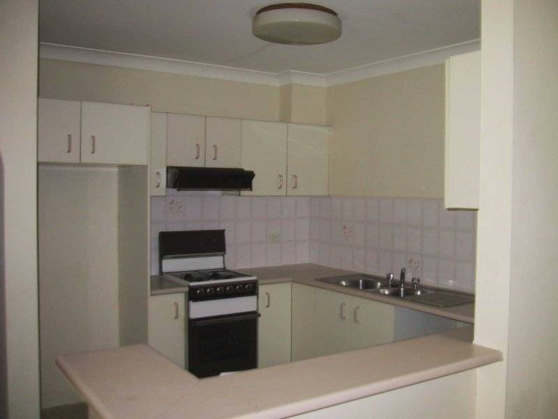 7 Mead Drive, Chipping Norton NSW 2170