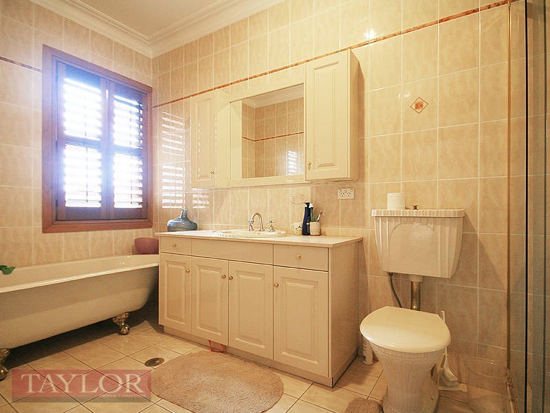 127 Beresford Road, Greystanes NSW 2145