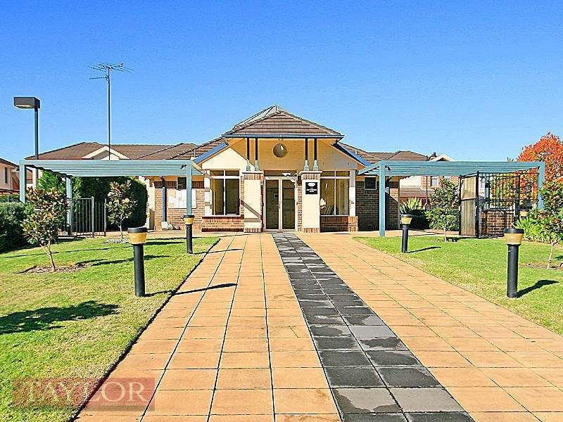 12/15 Governors Way, Oatlands NSW 2117