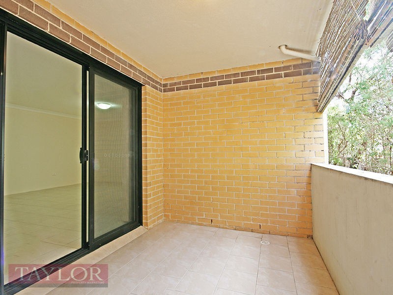 1/35 Penelope Lucas Lane, Rosehill NSW 2142