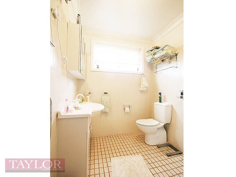 1 Kelvin Court, Oatlands NSW 2117