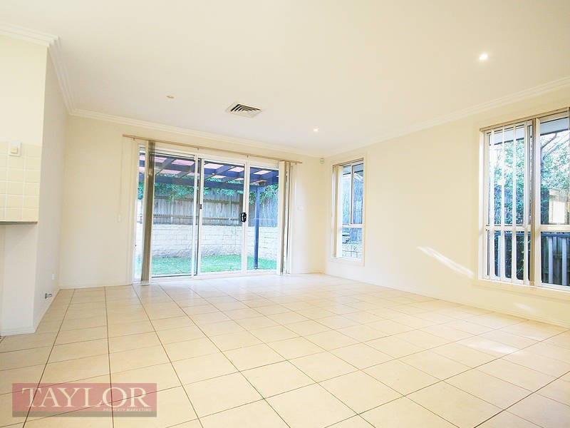 13 Riverview Place, Oatlands NSW 2117