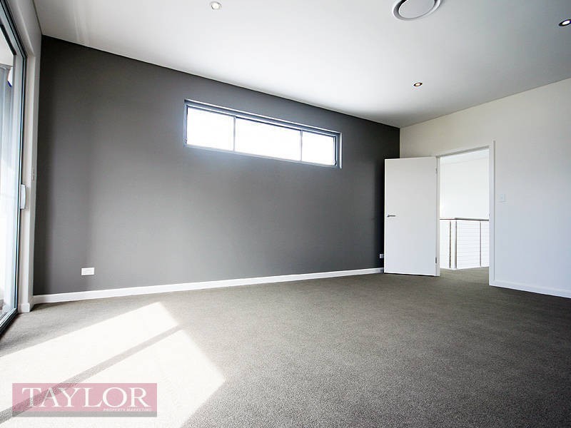 6 Central Park Avenue, Baulkham Hills NSW 2153