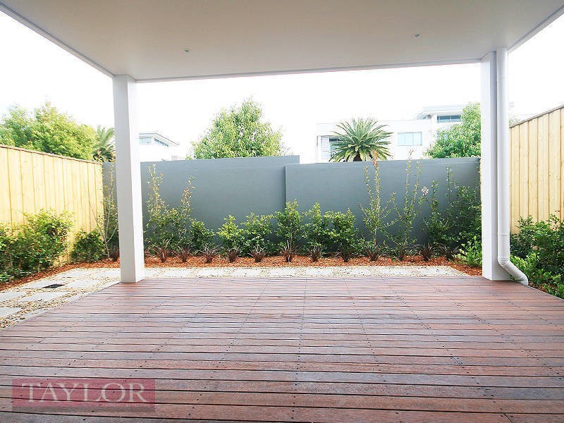 16 Central Park Avenue, Baulkham Hills NSW 2153