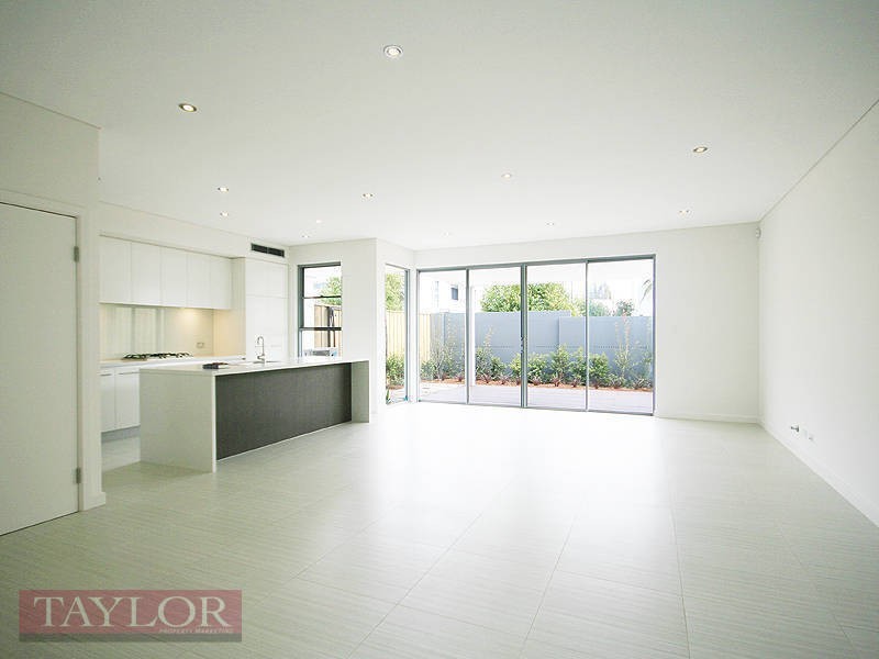 16 Central Park Avenue, Bella Vista NSW 2153